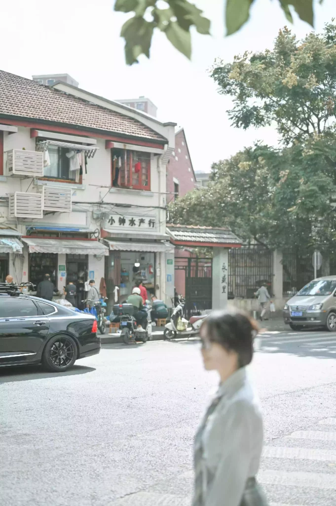 温柔当然是留给能让我开心的人啦.