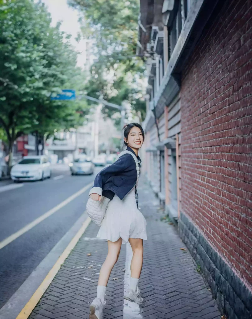 我从没觉得孤独，说的浪漫些，我完全自由。