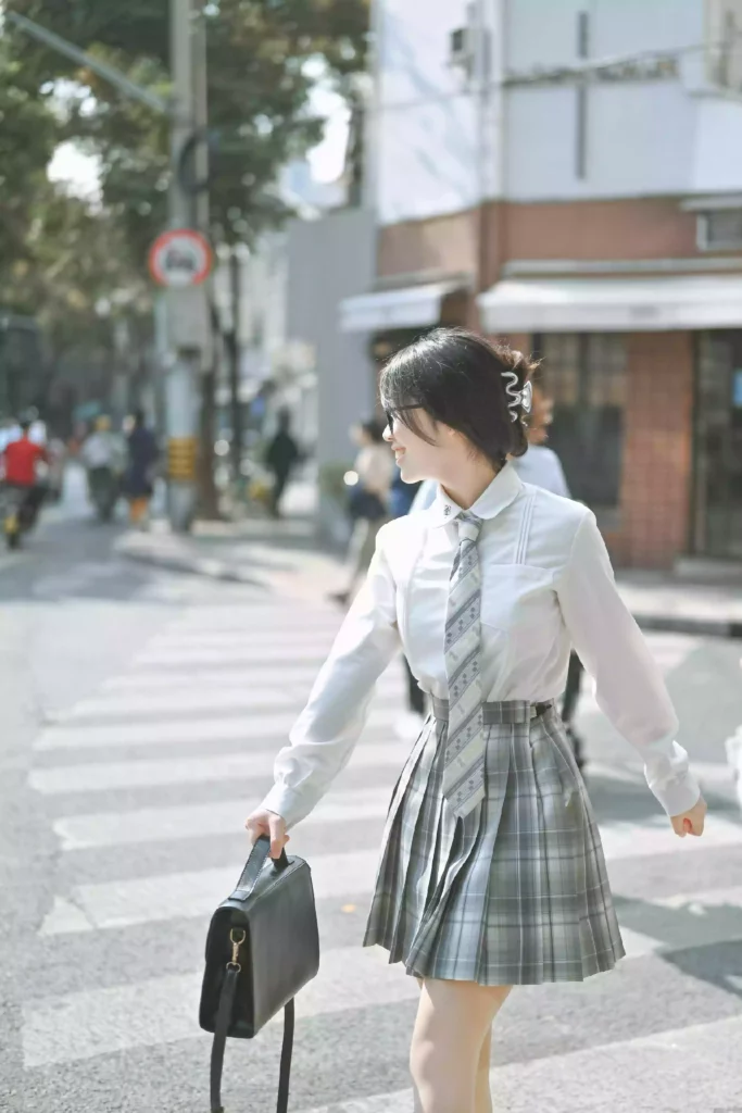 温柔当然是留给能让我开心的人啦.