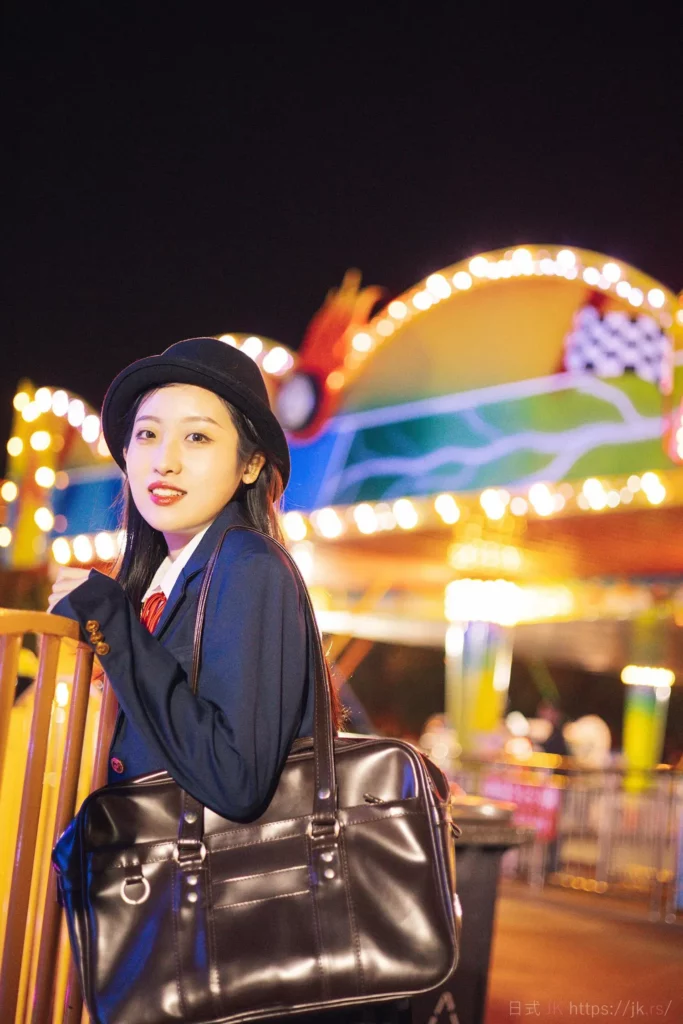 眼里是阳光，笑里是坦荡