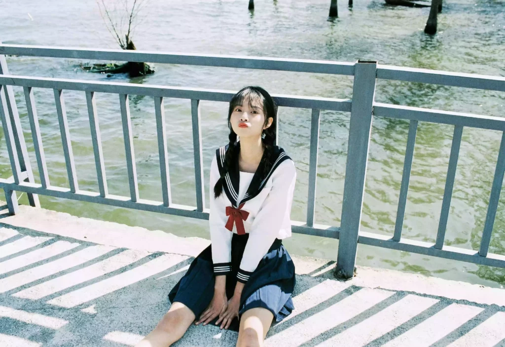 不用看日月，你就是星辰。