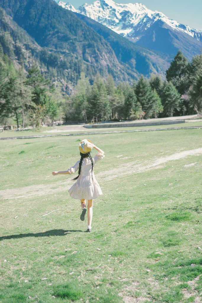 我在时光里享受温暖，我在流年里忘记花开。