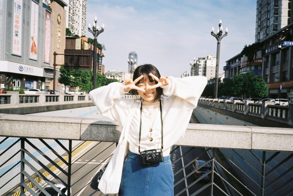 直到遇见你那一刻，我的星河才亮了起来.