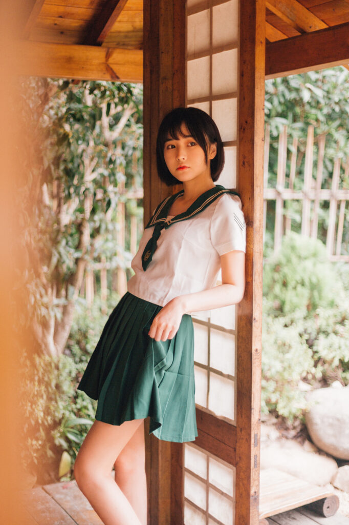 我若是游子，你便是人间。