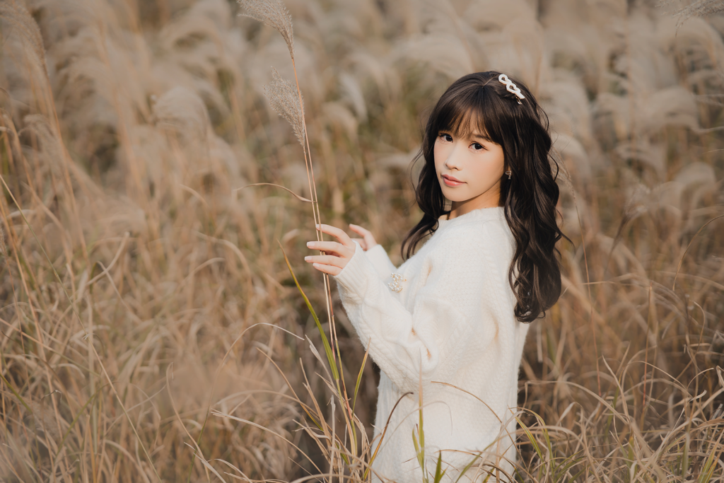 我摘的果子，已酿成酒，只等你来添香解愁。