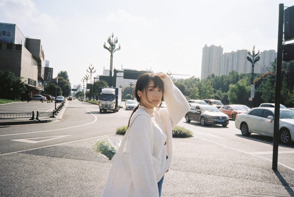 直到遇见你那一刻，我的星河才亮了起来.