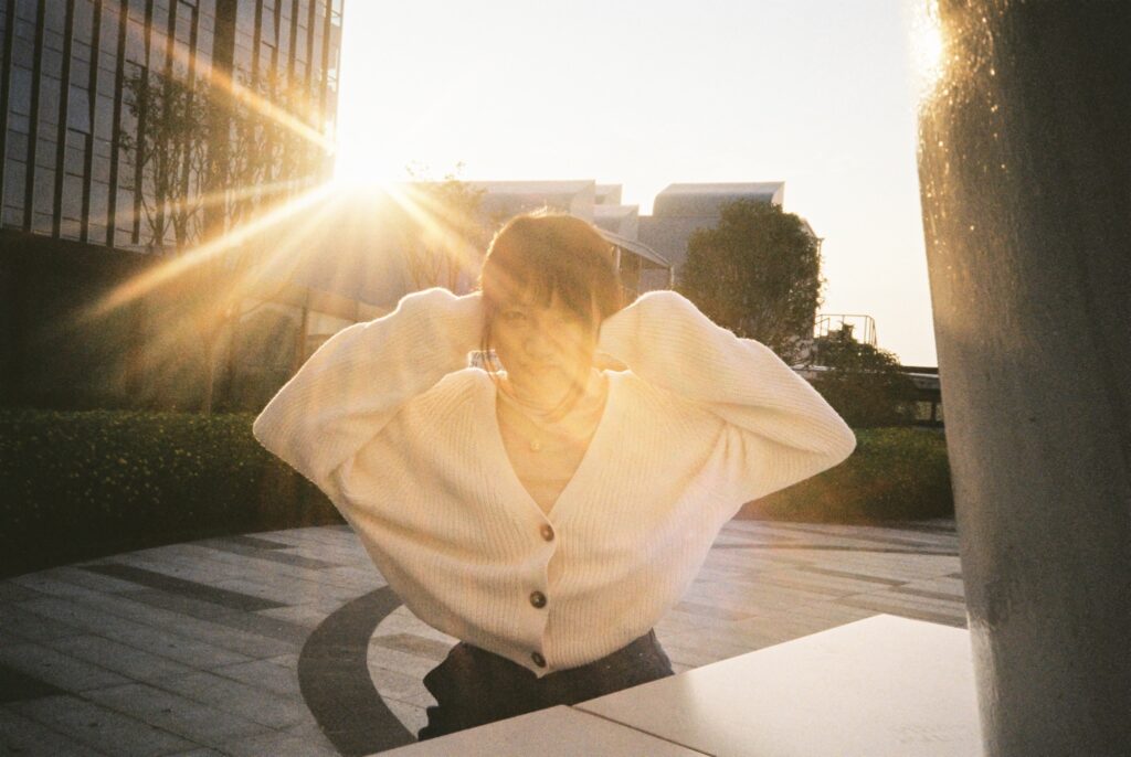 直到遇见你那一刻，我的星河才亮了起来.