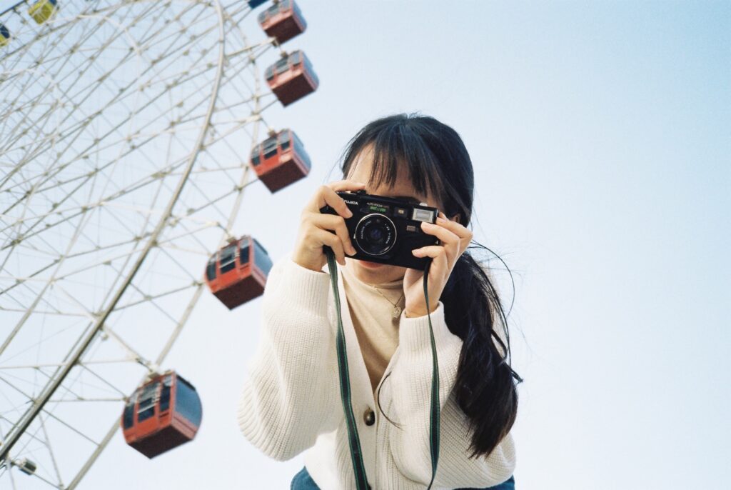 直到遇见你那一刻，我的星河才亮了起来.