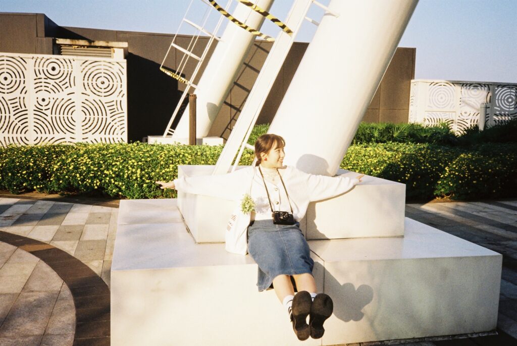 直到遇见你那一刻，我的星河才亮了起来.