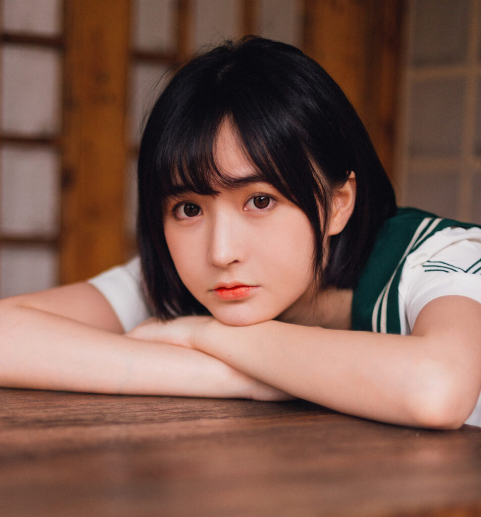 我若是游子，你便是人间。