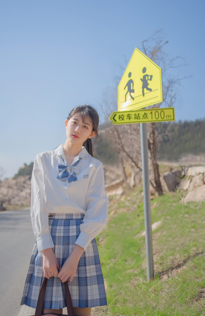 我贪恋的人间烟火，不偏不倚，全都是你。