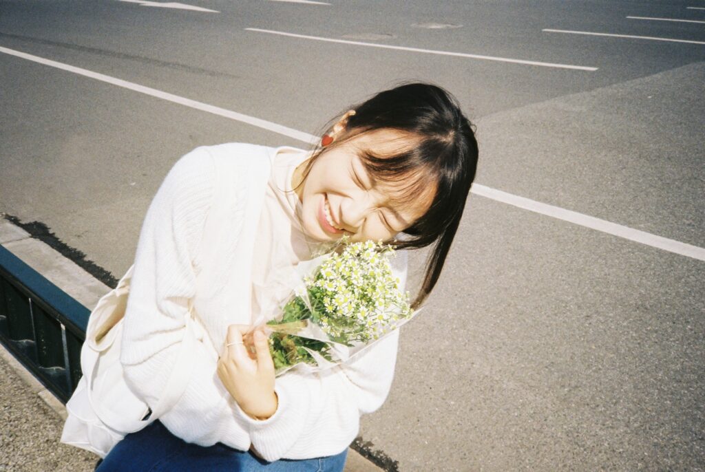 直到遇见你那一刻，我的星河才亮了起来.