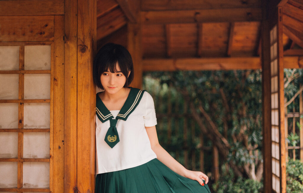 我若是游子，你便是人间。