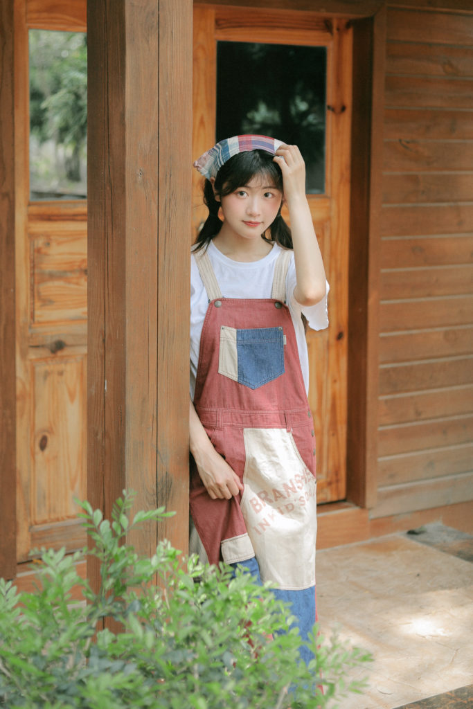 总有一阵风会吹过我再吹过你，总有一个瞬间我们的距离是零。