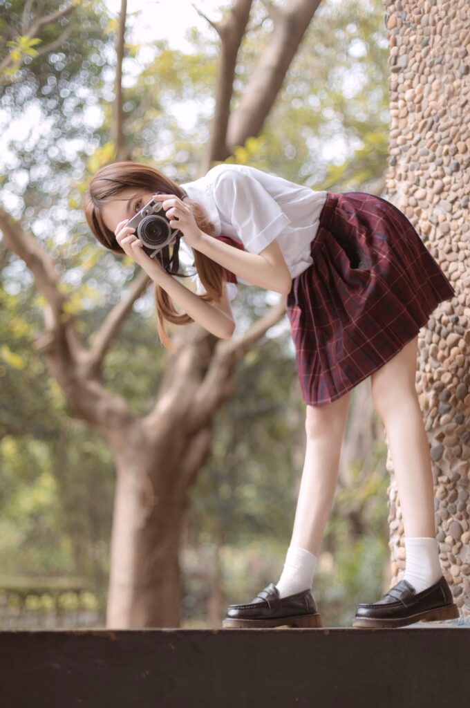 天涯地角有穷时，只有相思无尽处。