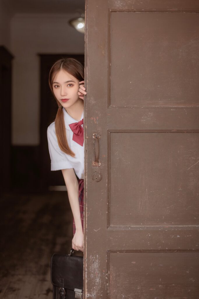 天涯地角有穷时，只有相思无尽处。