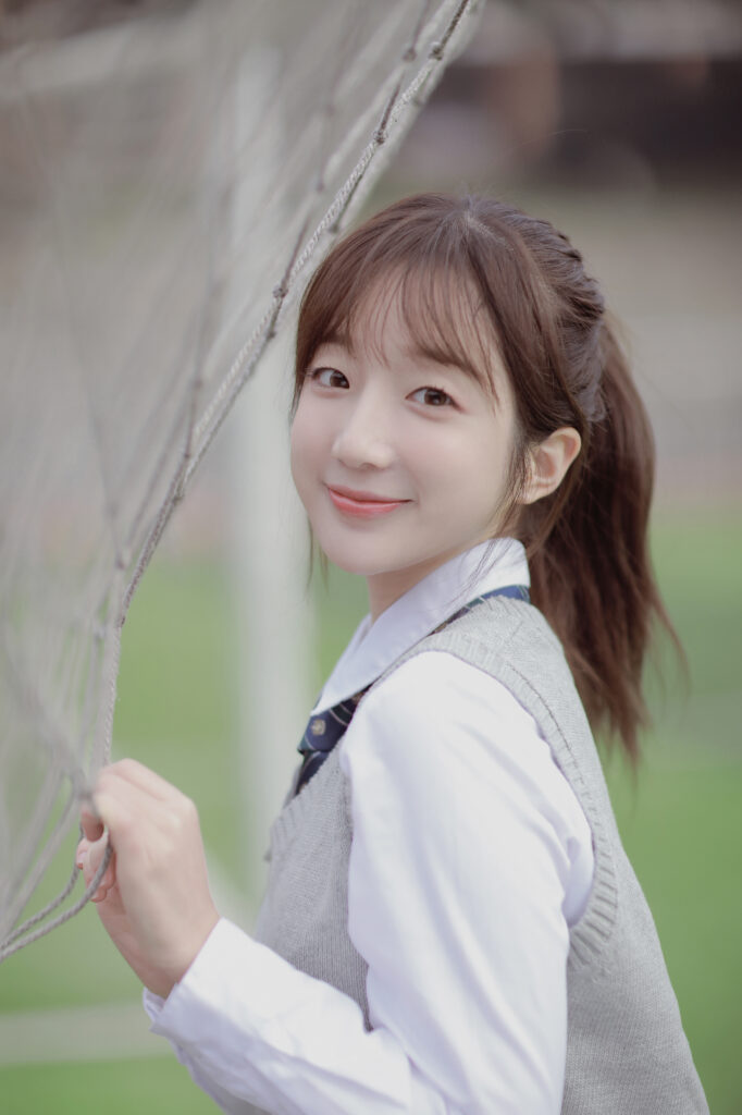 世界很烦，但你要很可爱。