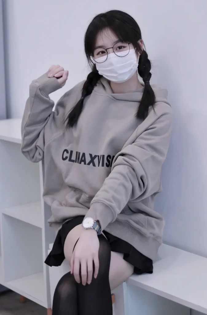 【写真美图】谁能拒绝过膝袜呢