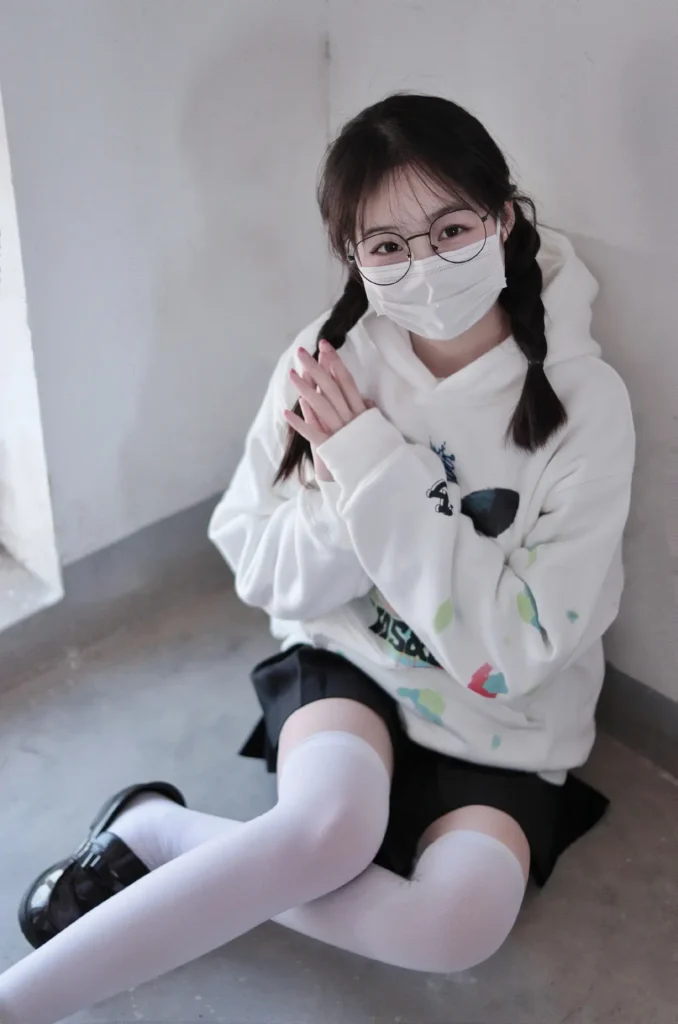 【写真美图】谁能拒绝过膝袜呢