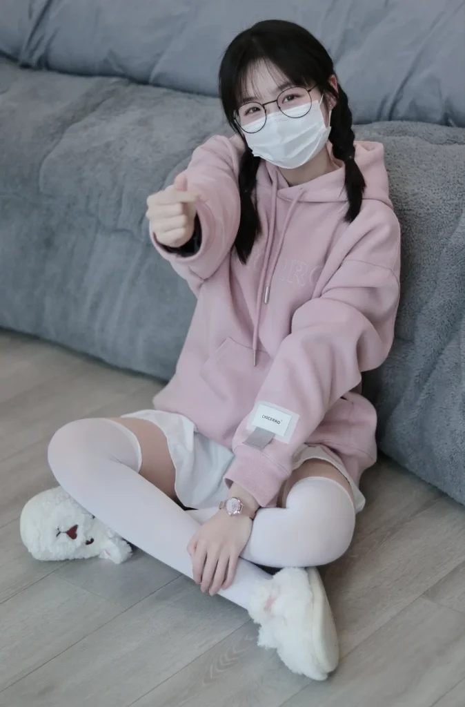 【写真美图】谁能拒绝过膝袜呢